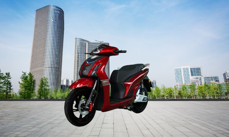 xe may dien bf150s dang cap moi cua cong nghe 555 1