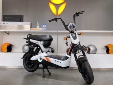 Xe Máy Điện Yadea X-JOY