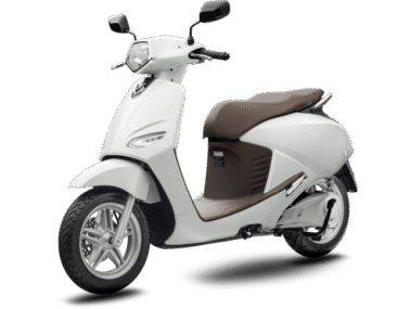 Xe may dien VinFast Vento mau trang yen nau 1
