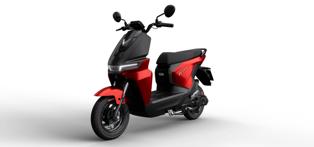 front view lh 0a40f5900795425cb2353632114d4405