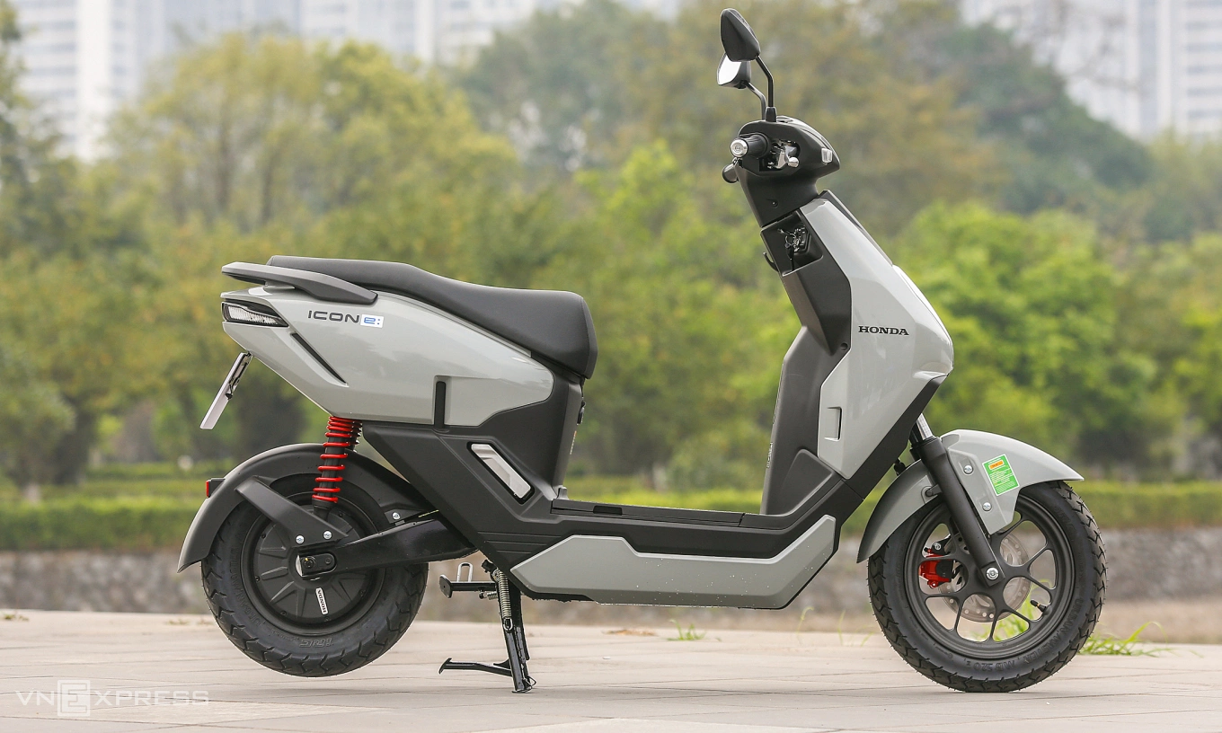 Xe Máy Điện Honda ICON E 4 honda icon e 2025 8353 jpg 177 4553 2240 1772163457 1