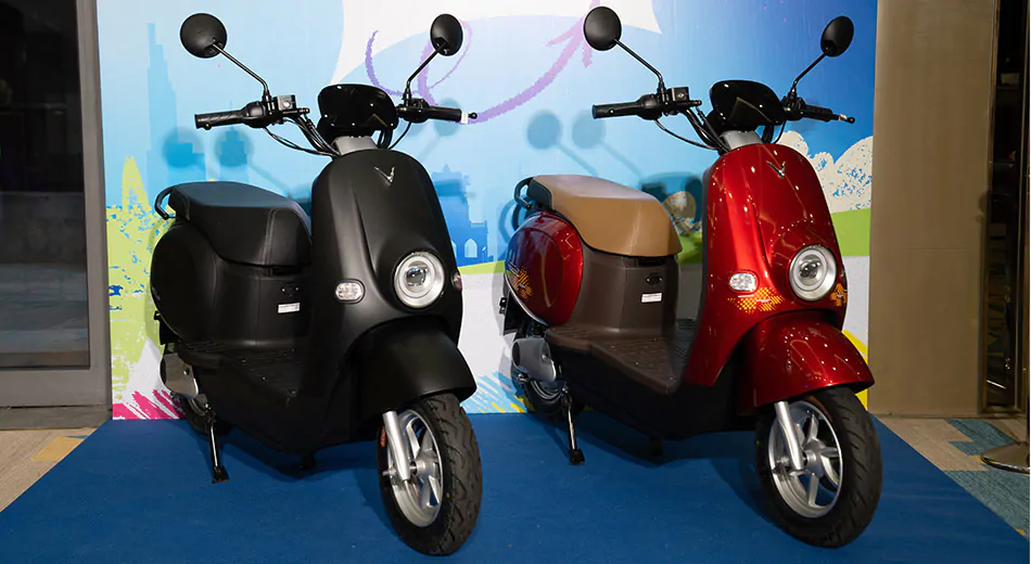 XE MÁY ĐIỆN VINFAST MOTIO 5 trai nghiem xe may dien vinfast motio 2025