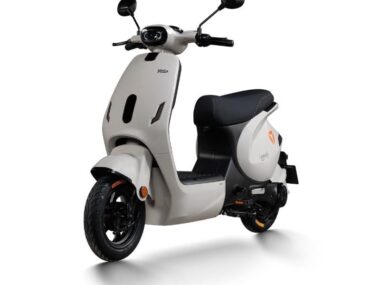 xe dap dien yadea vc icandy 3 0955ffdafabb41abae6ae3bacf8bddf9 1024x1024