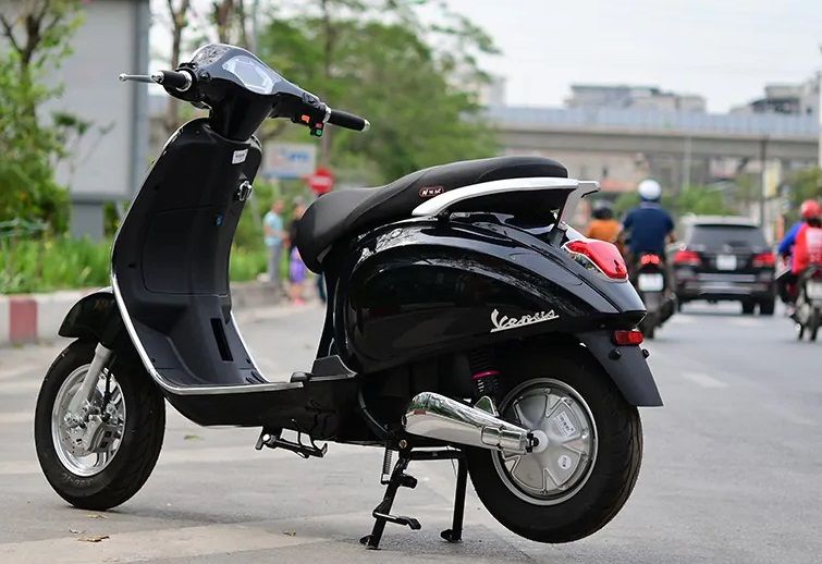 XE MÁY ĐIỆN VESPA VENUS 10 xe dien vespa venus nijia 2