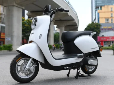 XE MÁY ĐIỆN YADEA M6I 5 xe may dien M6i 5