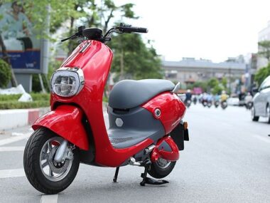 xe may dien aima mine plus