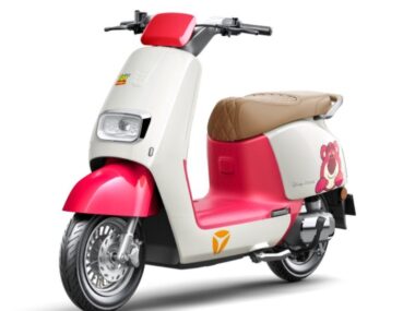 Xe Máy Điện Yadea Orla Lotso – Gấu Dâu 8 xe may dien ocean gau dau