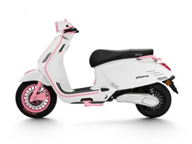 xe may dien pixar 946 plus mau trang hong 3