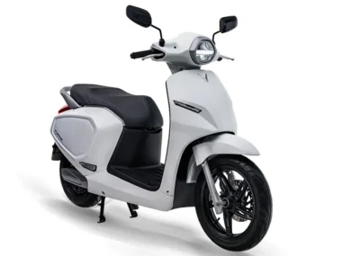 xe may dien vinfast klara neo mau trang 2