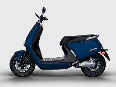 xe may dien yadea g5 mau xanh 1623900834