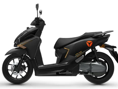 xe may dien yadea velax chinh hang mau den 1