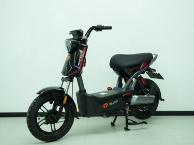 xe may dien yadea x bull mau den do